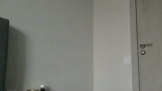 MissFantasy - Naked twerk for you