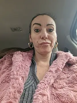 Milflovelyxxx - tease me with your touch