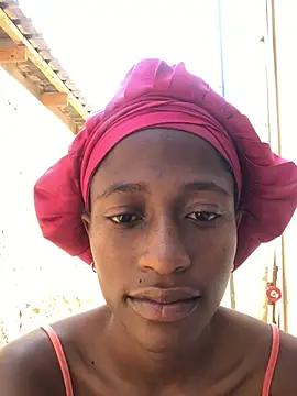 Caramel102004 - Get naked outside