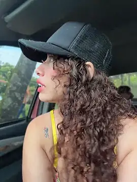 Roxyrougee - Take of shorts 🥵