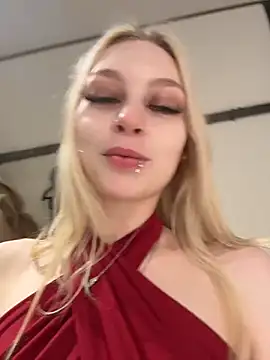 AngelinaTous - I'll show my ass + spank 5 times🍑🍑