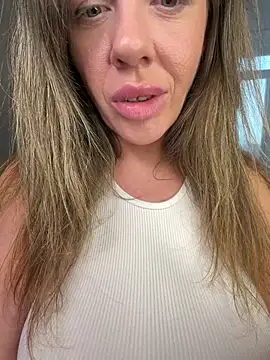 Zlat_peach - Topless 3 min