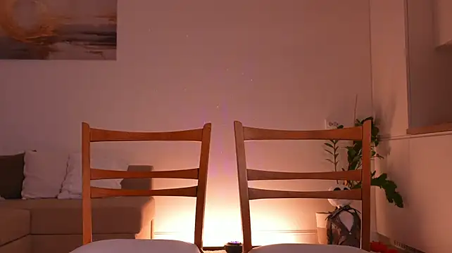 Miablueye - Lick pussy on the handstande on the chai