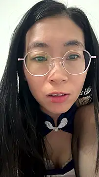 Caihong- - 支持小樱桃买化妆品变美，全裸2分钟