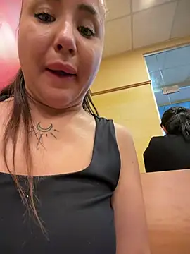 Beautydiamond - Fuck my pussy whit 2 fingers