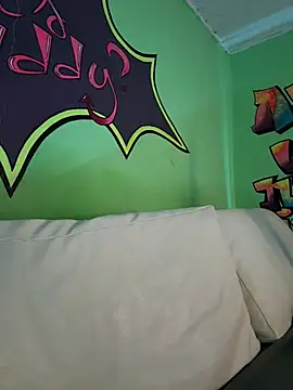TamaraSavage - Fuck pussy and squirt