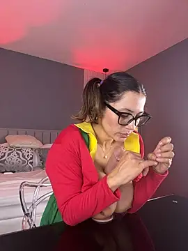 ValeryNova - teasing in oiled body