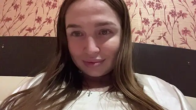 Chloooee - Gently squeeze my boobs over top