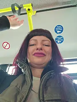 U_prolazu - SQUIRT IN PUBLIC
