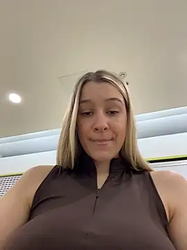 SashaCatt - Masturbation+one finger in pussy🔥