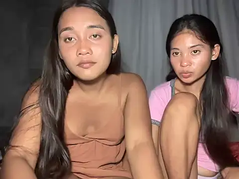 Sluttyjai - GOLDEN SHOWER ON GOAL