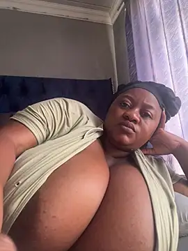 Chubbykarisma27 - Birthday girl