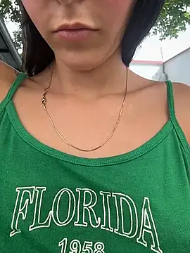 Zoy_cute - Open pussy + vibración 😈