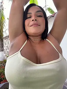 Sara-Vegaa - TITS OUT AND LICK NIPPLE IN PUBLIC