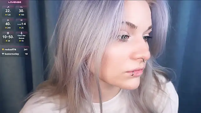 KaleyMahunik - let's lick and bite my finger