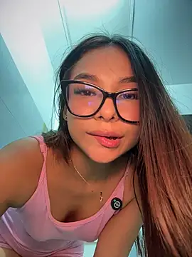 Amira_cute2
