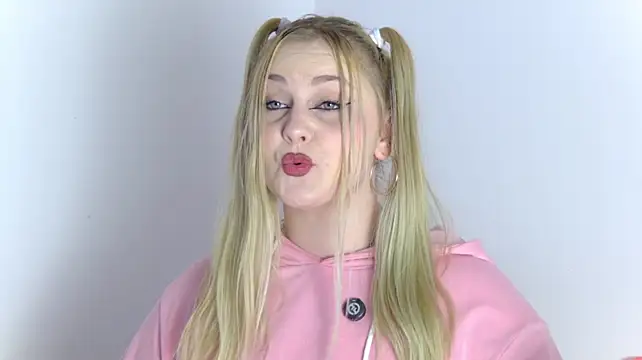 RebeFucksonn