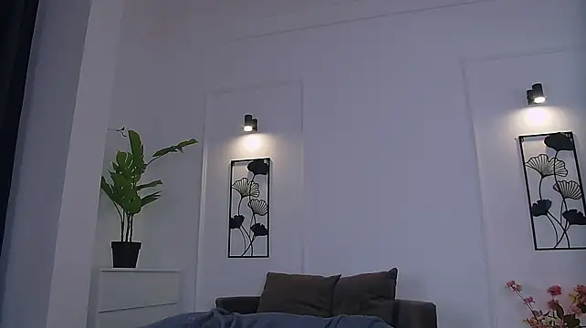 IsabellRayy - Ride dildo