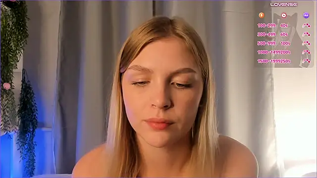 WillaLawrence - 💕Masturbate in doggy 2 min💕