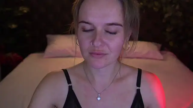 MaribelRiverr_ - take off your bra