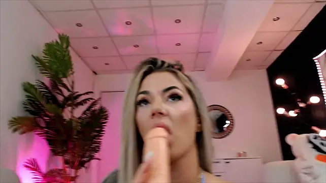 Yuukenzi - 💕DOUBLE PENETRATION & CUM SHOW💕