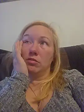 StephanieWhite - Komplett nackt