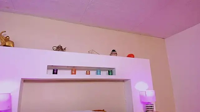 Sofi_Gale - Open pussy play clit😈