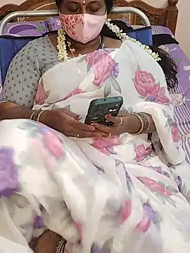 Telugu---___geeta - Show boobs