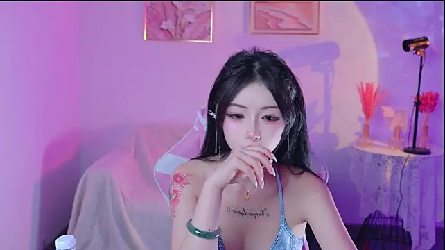 Xiyu-Ada - 丁字裤后入精油揉屁股👅