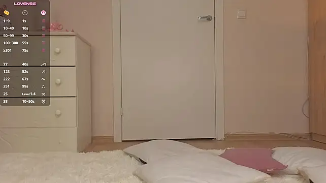 Lunarr_kitten - sexy doggy