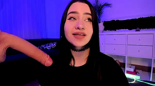 Miss_Mary_Lori - Play with my hard nipples
