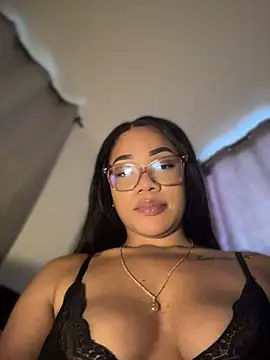 Ashley_Tompson1