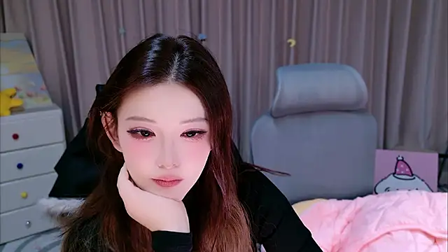 Yiyilailai - 小依生日快乐🍰🎁🎉