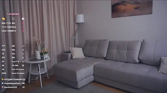 HattieSkay - Pinch my nipples hard