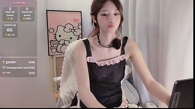 Lyna-17 - 乖乖女加班一个小时