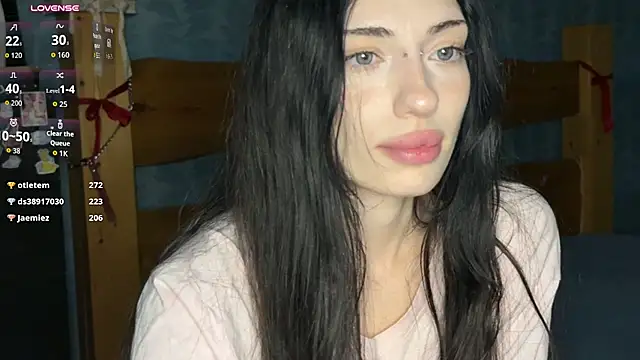 Milkassi_li - jump on the bed without panties