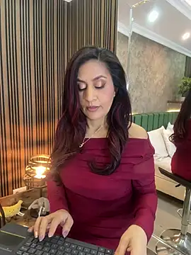 MonicaMoret - Teasing boobs🔥