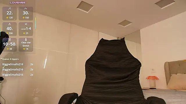Kari_Brooks - oil ass