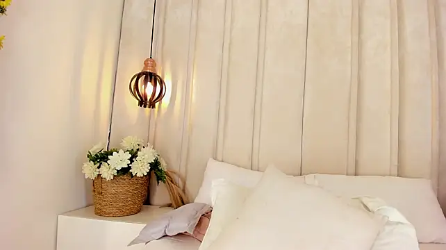 JulietaFontana - Suck nipples and bounuce tits
