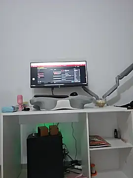 KarlyGray10 - Make me bounce ass