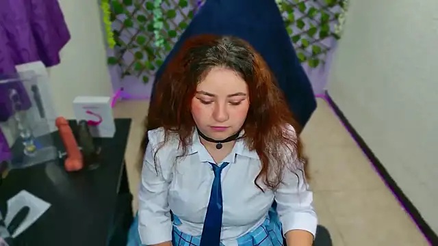 Ann_bronw - FINGERING PUSSY