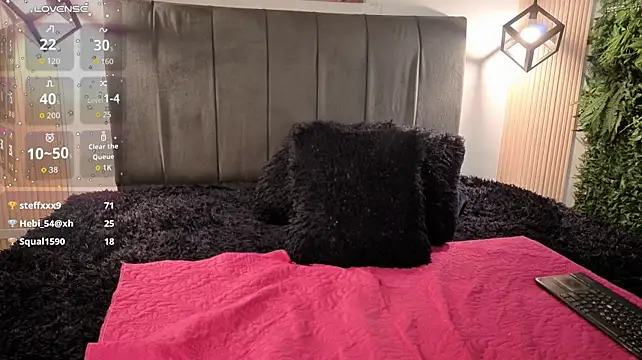 Jullzz__ - show those tits