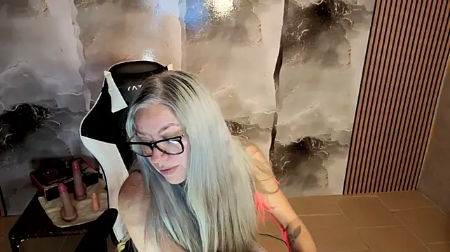 MarianL0ve - 👅💦oil tits
