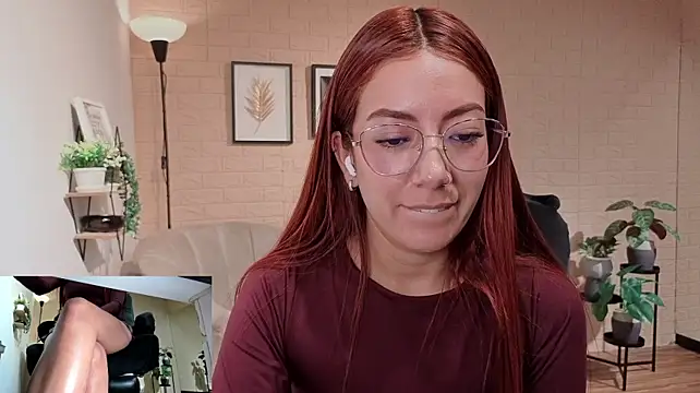 MissOffice_ - Shhh see my boobs while my boss left🤫