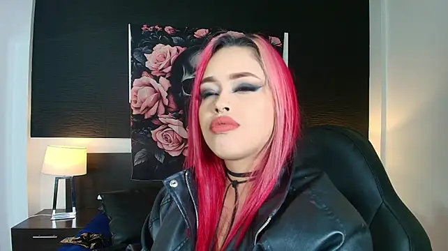 EvaaFoxxy1 - 🌹 Suck my hot nipples + Wiggling tits