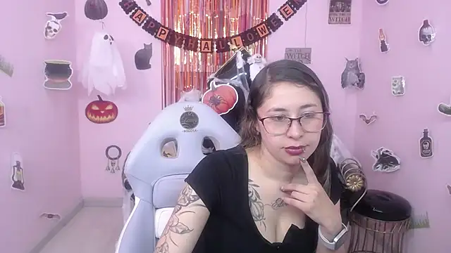 Scarlett_x_xx - Welcome Scarlett 😘💕