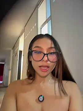Amira_cute2 - Show boobs +touch nipples