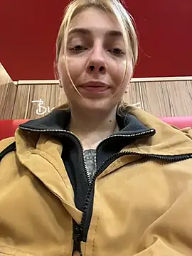 Sunny___Bunny - Risky little moan in library