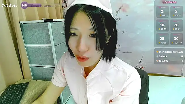 M_Remika - 胸元開ける