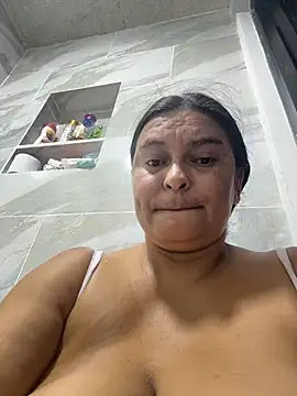 Horny-Mommy-Dirty - Dildo my pussy